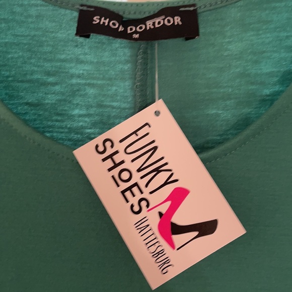Shop Dordor Green Tank Top Sz M - Picture 2 of 3